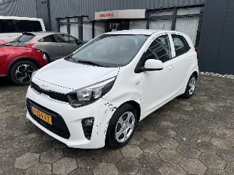 Voiture accidenté Kia Picanto 1.0 DPi Comfortline 5p 2023/11