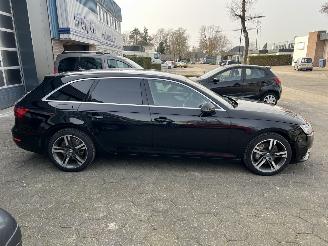 Audi A4 Avant 2.0 TDI quattro Sport Pro Line S picture 8
