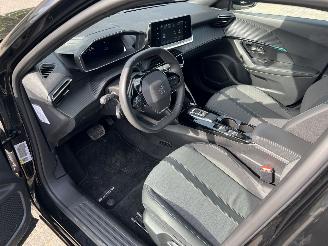 Peugeot 2008 EV Allure Pack 50 kWh picture 15