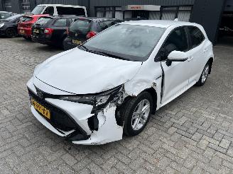 Schadeauto Toyota Corolla 1.8 HYBRID ACTIVE 2020/9