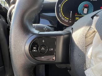 Mini Electric Camden Edition 33 kWh picture 15