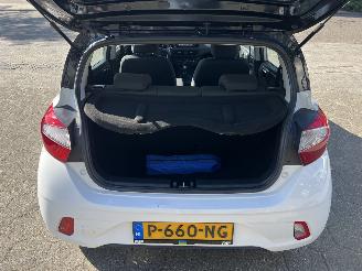 Hyundai I-10 1.0 Comfort picture 21