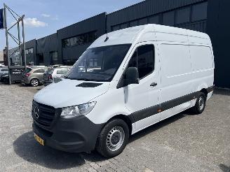 uszkodzony samochody ciężarowe Mercedes Sprinter 314 CDI L2H2 Automaat 2021/6