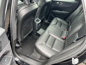 Volvo Xc-60 2.0 T8 Twin Engine AWD Inscription picture 32