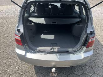 Kia Carens 1.8-16V EX picture 16
