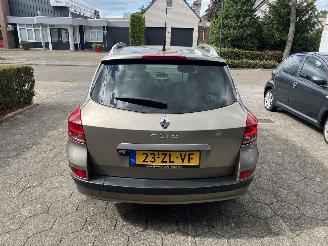 Renault Clio Estate 1.2 TCE Dynamique picture 4