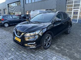 Vaurioauto  passenger cars Nissan Qashqai 1.2 N-CONNECTA 2018/4