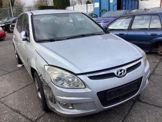 rozbiórka samochody osobowe Hyundai I-30 i30 (FD), Hatchback, 2007 / 2011 2.0 CVVT 16V 2007/10
