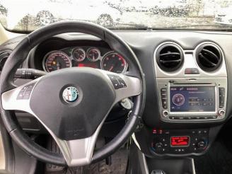 Alfa Romeo MiTo MiTo (955), Hatchback, 2008 / 2018 1.3 JTDm 16V Eco picture 13