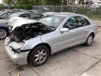 Salvage car Mercedes C-klasse C (W203), Sedan, 2000 / 2007 2.0 C-180 16V 2001/5
