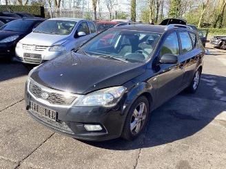 Uttjänta bilar auto Kia Cee d Cee'd Sporty Wagon (EDF), Combi, 2007 / 2012 1.4 16V 2011/7