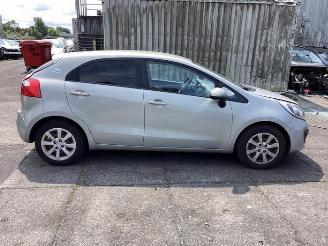 Kia Rio Rio III (UB), Hatchback, 2011 / 2017 1.1 CRDi VGT 12V picture 4