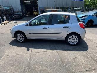 Renault Clio Clio III (BR/CR), Hatchback, 2005 / 2014 1.4 16V picture 9