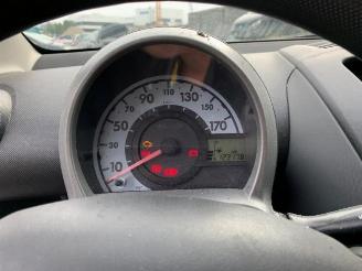 Toyota Aygo Aygo (B10), Hatchback, 2005 / 2014 1.0 12V VVT-i picture 17