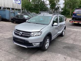 Uttjänta bilar auto Dacia Sandero Sandero II, Hatchback, 2012 0.9 TCE 12V 2015/11