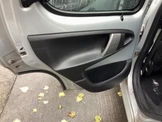 Peugeot 107 107, Hatchback, 2005 / 2014 1.0 12V picture 20