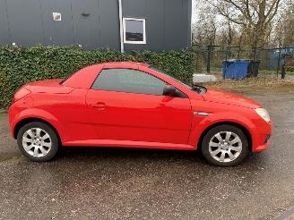Opel Tigra 1.4 16V Cabrio  Benzine 1.364cc 66kW (90pk) FWD 2004-06/2010-12  Z14XEP; EURO4 picture 4