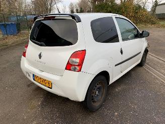 Renault Twingo 1.2 16V Hatchback 2Dr Benzine 1.149cc 55kW (75pk) FWD 2011-10/2014-09 (CN01; CND1; CNF1; CNJ1; CNJ6; CNL1; CNL6) D4F764; D4FE7 picture 5