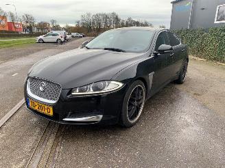 Vaurioauto  passenger cars Jaguar XF 2.2 D 16V Sedan 4Dr Diesel 2.179cc 140kW (190pk) RWD 2011-05/2015-04  224DT; DW12C 2012/2