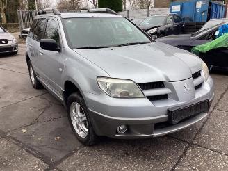 Uttjänta bilar auto Mitsubishi Outlander Outlander (CU), SUV, 2001 / 2007 2.0 16V 4x2 2008/6