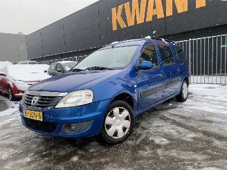 uszkodzony samochody osobowe Dacia Logan 1.6 16V Combi/o  Benzine 1.598cc 77kW (105pk) FWD 2007-02/2013-05 (KSD9J; KSD0M; KSD0N; KSDAM; KSDAN; KSR0M; KSR9J; KSRAM; KSRBJ) K4M690; K4MF6; K4M696; K4MH6; K4M697 2009/5