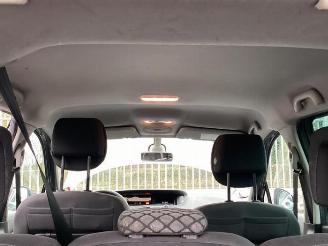 Renault Scenic Scenic III (JZ), MPV, 2009 / 2016 2.0 16V CVT picture 24