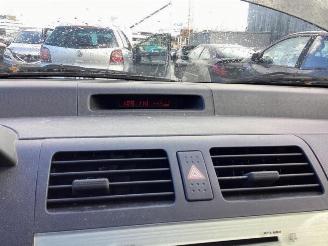 Suzuki Swift Swift (ZA/ZC/ZD1/2/3/9), Hatchback, 2005 / 2011 1.3 VVT 16V picture 15