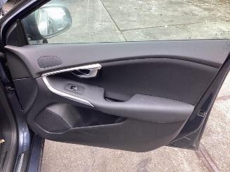 Volvo V-40 V40 (MV), Hatchback 5-drs, 2012 / 2019 2.0 T2 16V picture 27