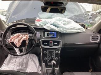 Volvo V-40 V40 (MV), Hatchback 5-drs, 2012 / 2019 2.0 T2 16V picture 24