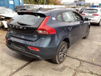 Volvo V-40 V40 (MV), Hatchback 5-drs, 2012 / 2019 2.0 T2 16V picture 4