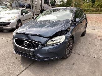 disassembly passenger cars Volvo V-40 V40 (MV), Hatchback 5-drs, 2012 / 2019 2.0 T2 16V 2016/8