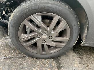Peugeot 208 208 II (UB/UH/UP), Hatchback 5-drs, 2019 1.2 Vti 12V PureTech 100 picture 10