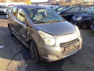 Coche siniestrado Suzuki Alto Alto, Hatchback 5-drs, 2009 1.0 12V 2015/2