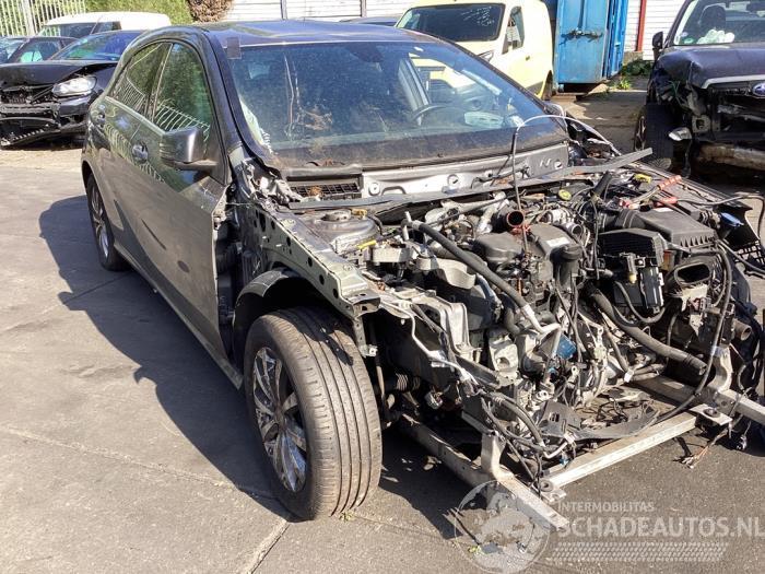 Mercedes A-klasse A (W176), Hatchback, 2012 / 2018 1.5 A-180 CDI, A-180d 16V