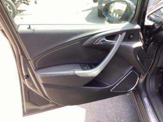 Opel Astra Astra J (PC6/PD6/PE6/PF6), Hatchback 5-drs, 2009 / 2015 1.4 Turbo 16V picture 21