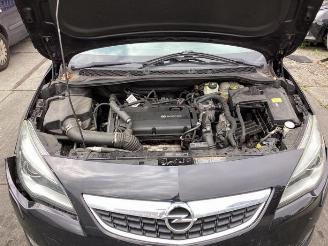 Opel Astra Astra J (PC6/PD6/PE6/PF6), Hatchback 5-drs, 2009 / 2015 1.6 Turbo 16V picture 10