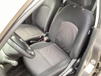Nissan Micra Micra (K13), Hatchback, 2010 / 2016 1.2 12V DIG-S picture 19