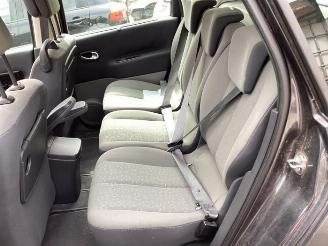Renault Scenic Scenic II (JM), MPV, 2003 / 2009 2.0 16V picture 18