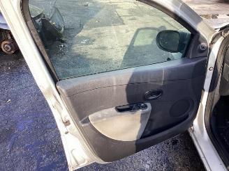 Renault Clio Clio III (BR/CR), Hatchback, 2005 / 2014 1.2 16V 75 picture 12