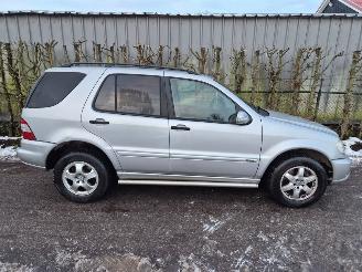 Mercedes ML 2.7 CDI Diesel 2.685cc 120kW picture 4