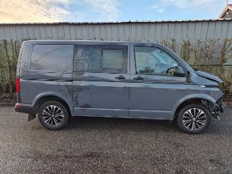 Volkswagen Transporter 2.0 TDI 150 Bestel  Diesel 1.968cc 110kW picture 4