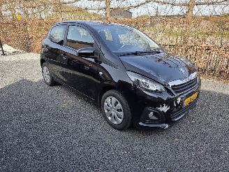 Schadeauto Peugeot 108  2018/10