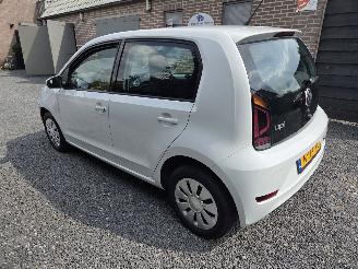 Volkswagen Up!  picture 3
