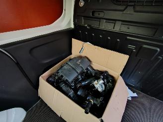 Peugeot Partner Groot Navi MOTORSCHADE! picture 18