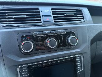 Volkswagen Caddy DSG picture 7