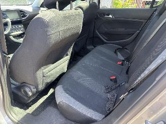 Peugeot 308 1.2 puretech style PANO NAVI picture 14