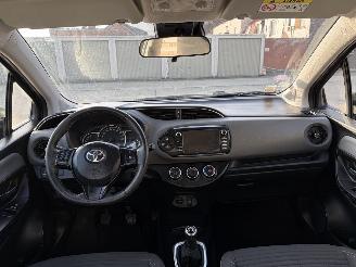 Toyota Yaris  picture 6