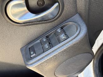 Dacia Duster 1.5 DCI - 8V TURBO picture 13