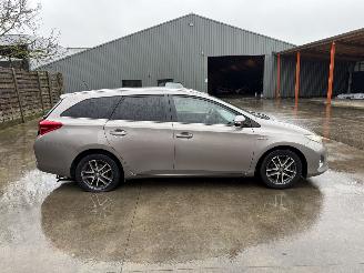 Toyota Auris 1.8i - 16V HYBRID picture 23