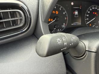 Toyota Yaris 1.5i - 12V picture 15